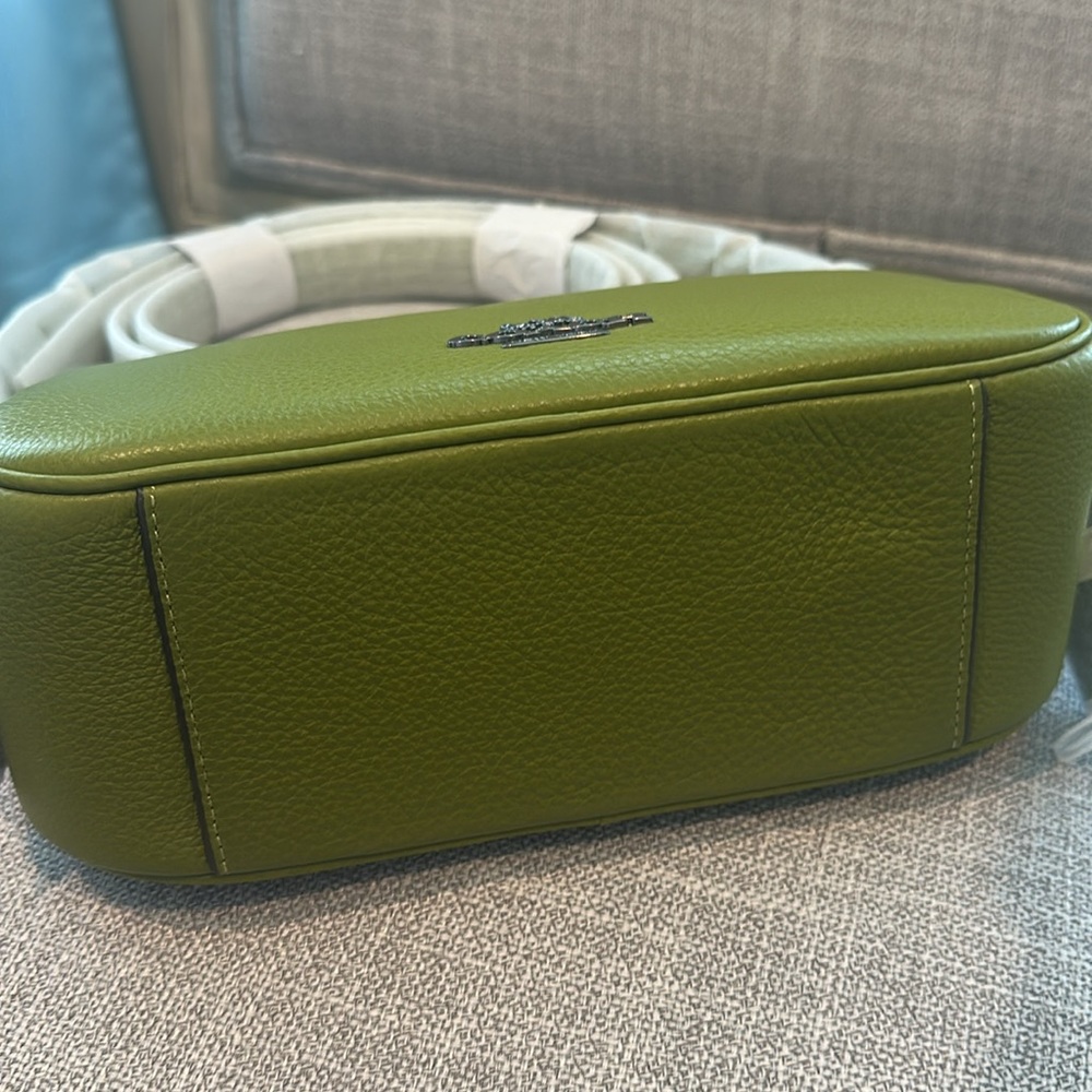 NEW- Coach Kailey Shoulder Bag Qb/bright olive - Picture 11 of 14